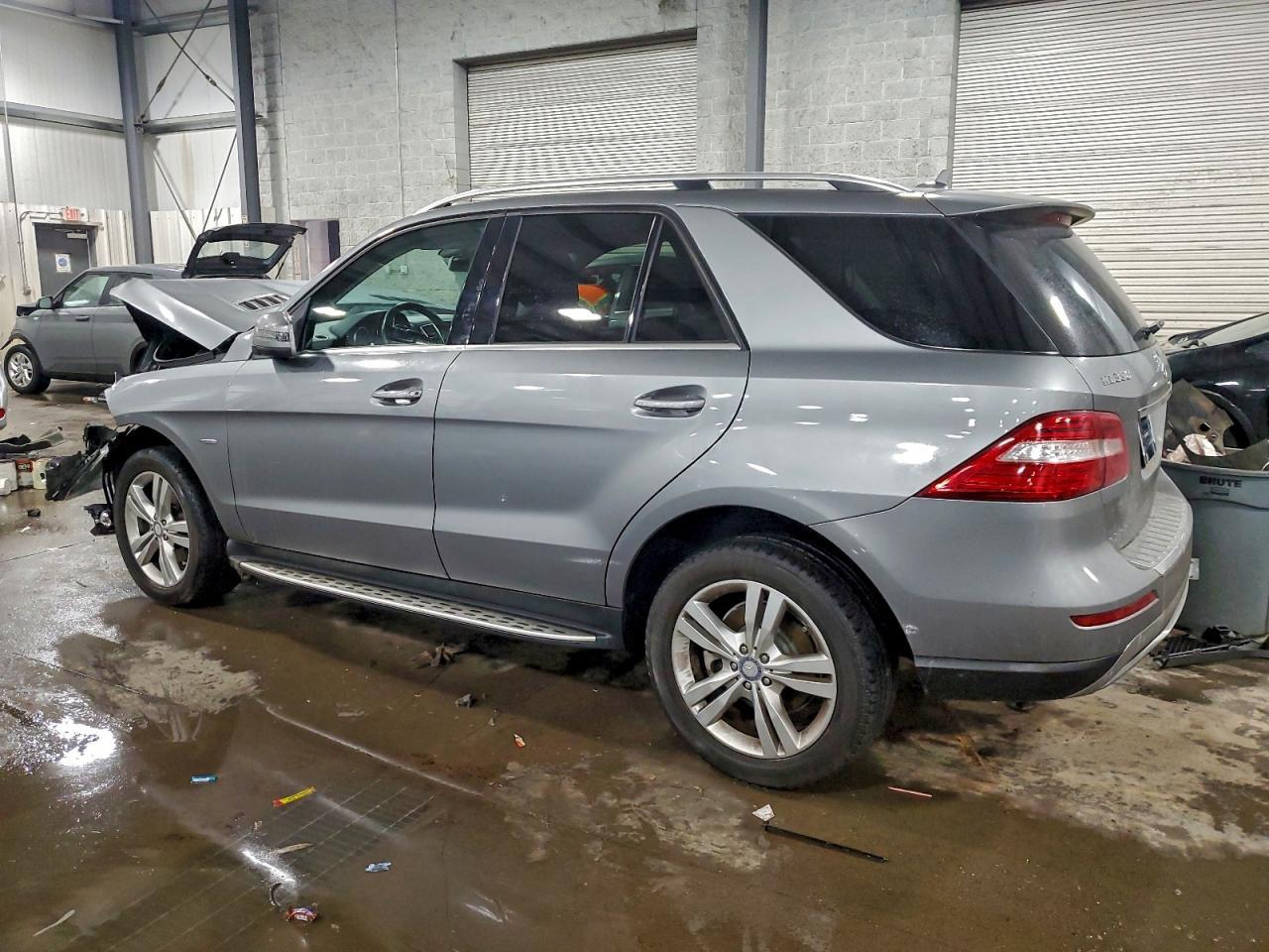 2012 MERCEDES-BENZ ML-Class