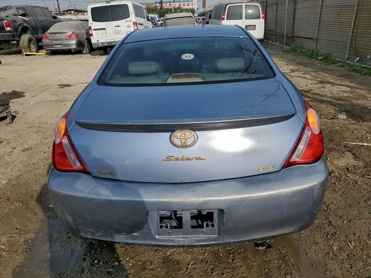 2004 TOYOTA CAMRY