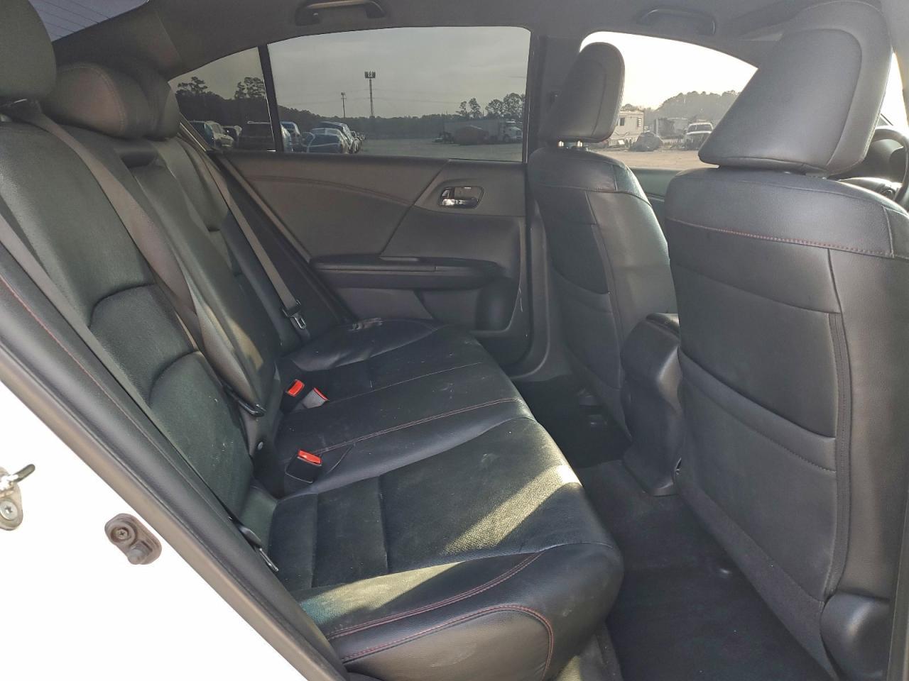 2017 HONDA ACCORD