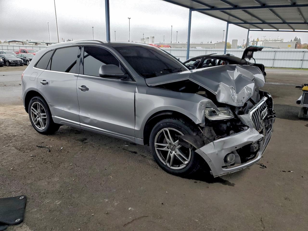 2015 AUDI Q5