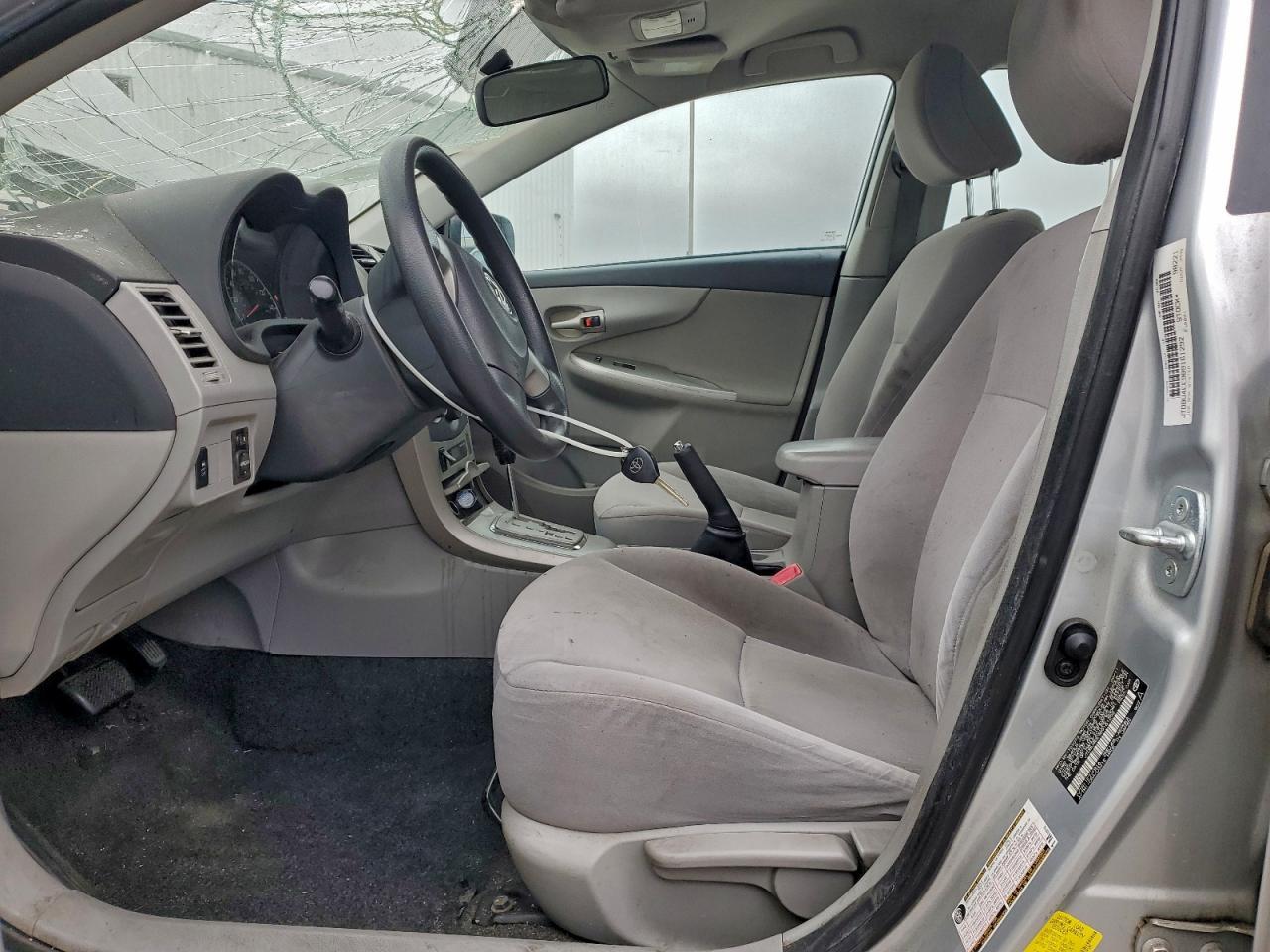 2011 TOYOTA COROLLA