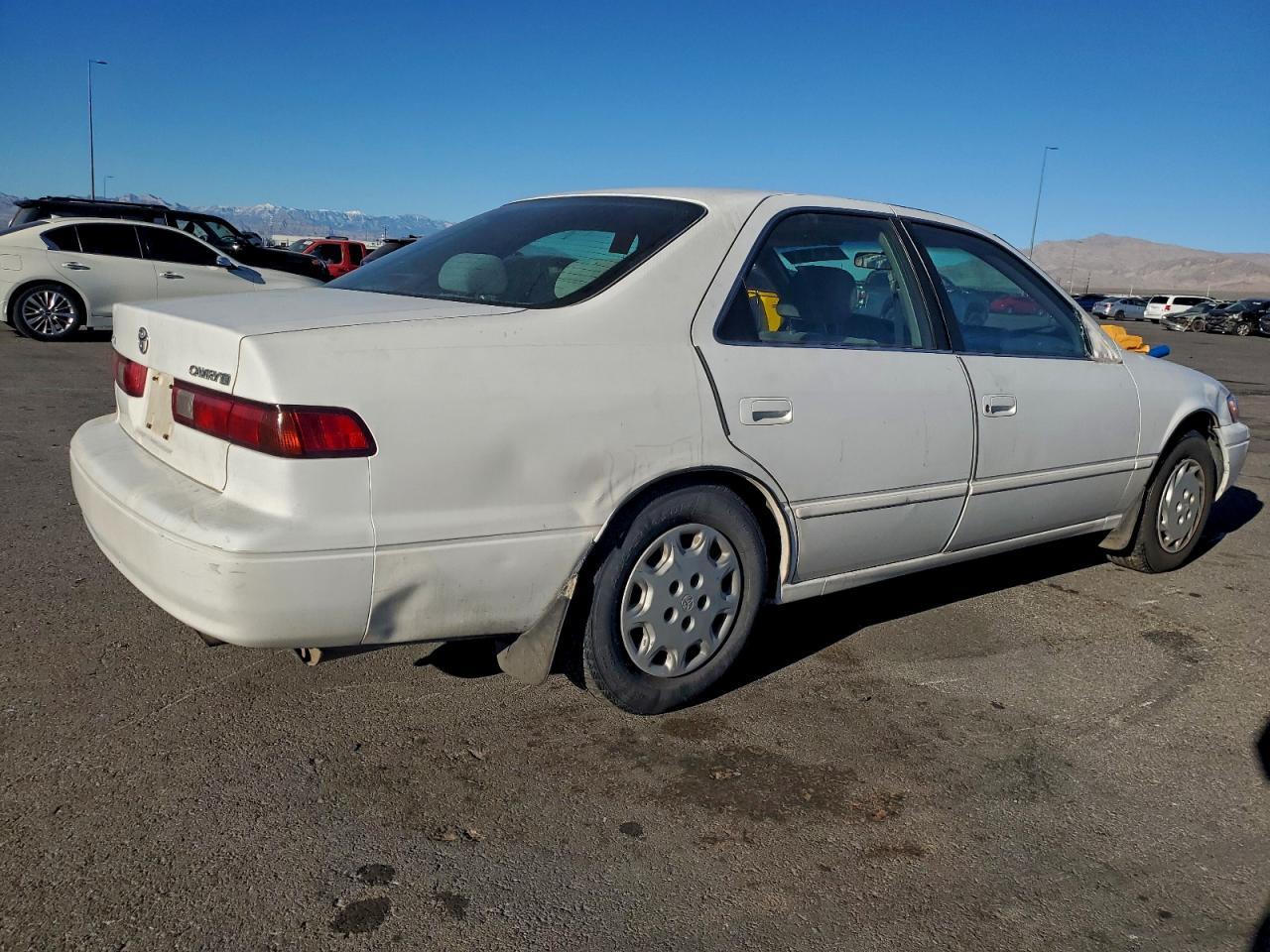 1998 TOYOTA CAMRY