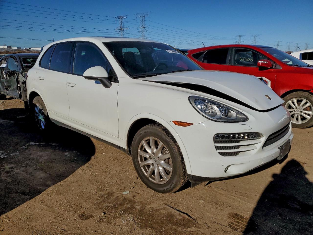 2014 PORSCHE CAYENNE
