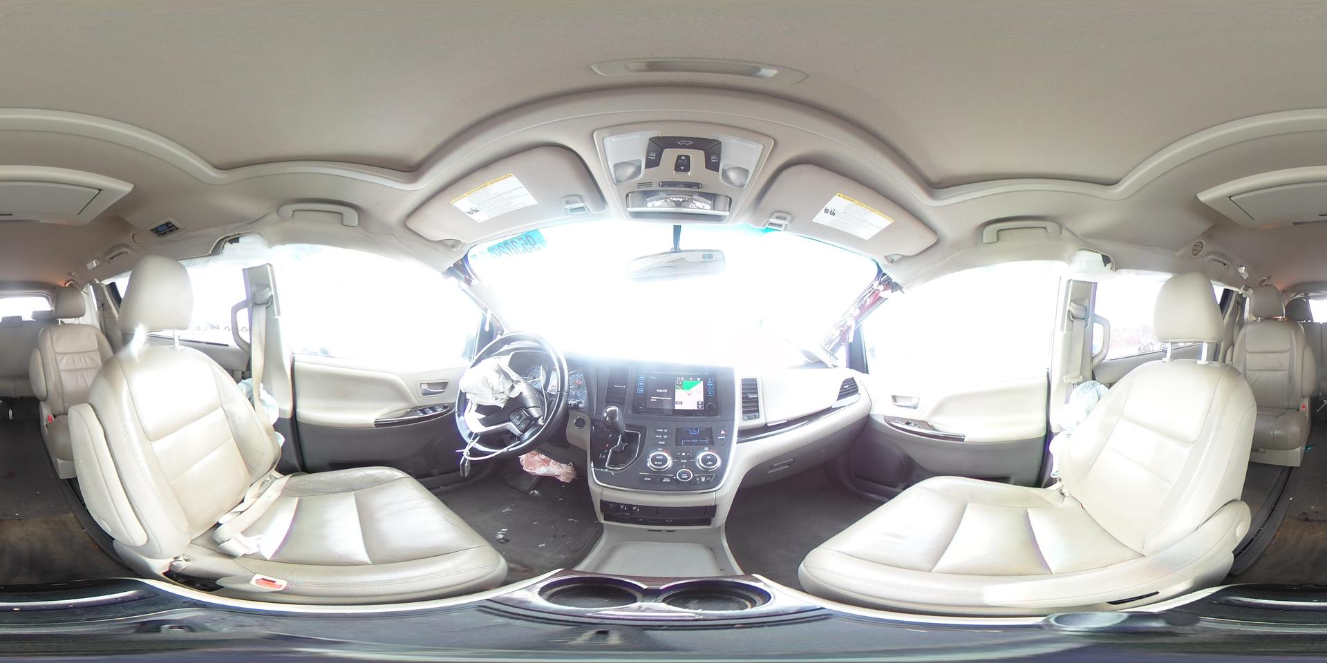 2015 TOYOTA SIENNA