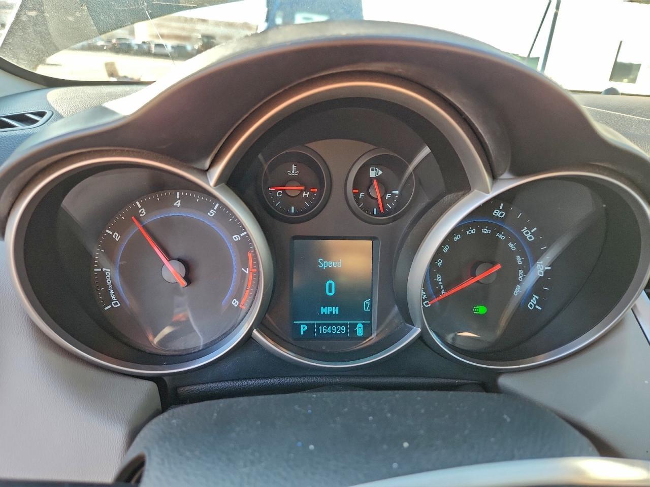2011 CHEVROLET CRUZE