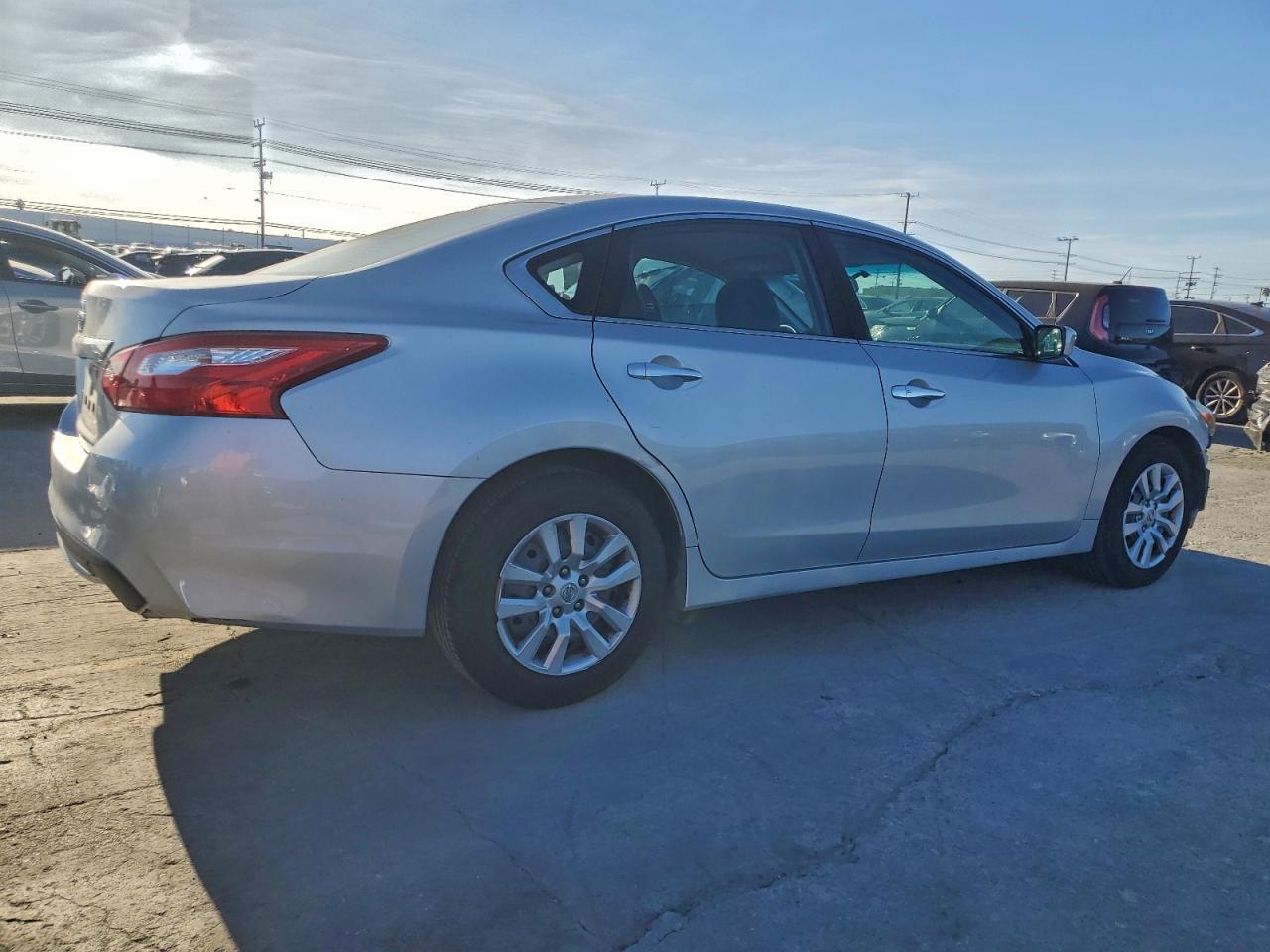 2016 NISSAN ALTIMA