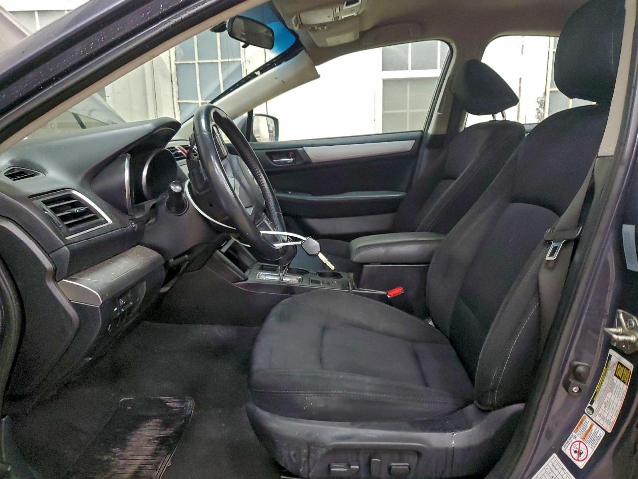 2017 SUBARU Legacy