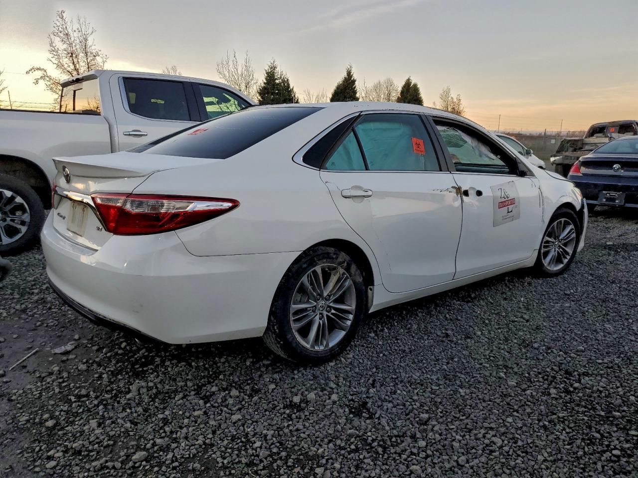 2015 TOYOTA CAMRY