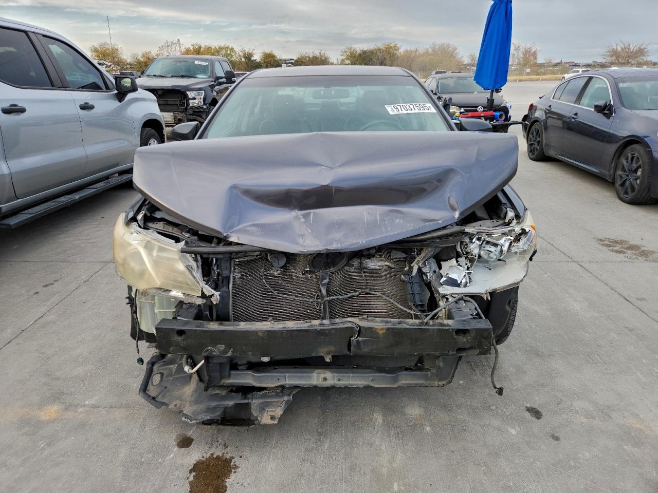 2013 TOYOTA CAMRY