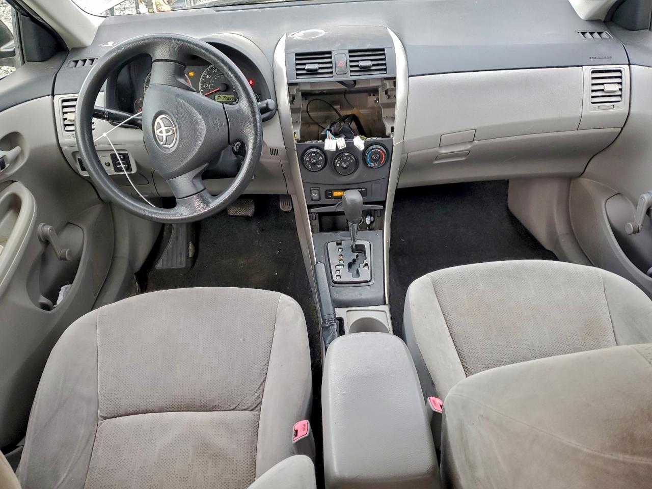 2011 TOYOTA COROLLA