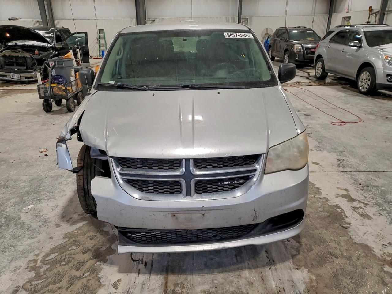 2011 DODGE GRAND CARAVAN