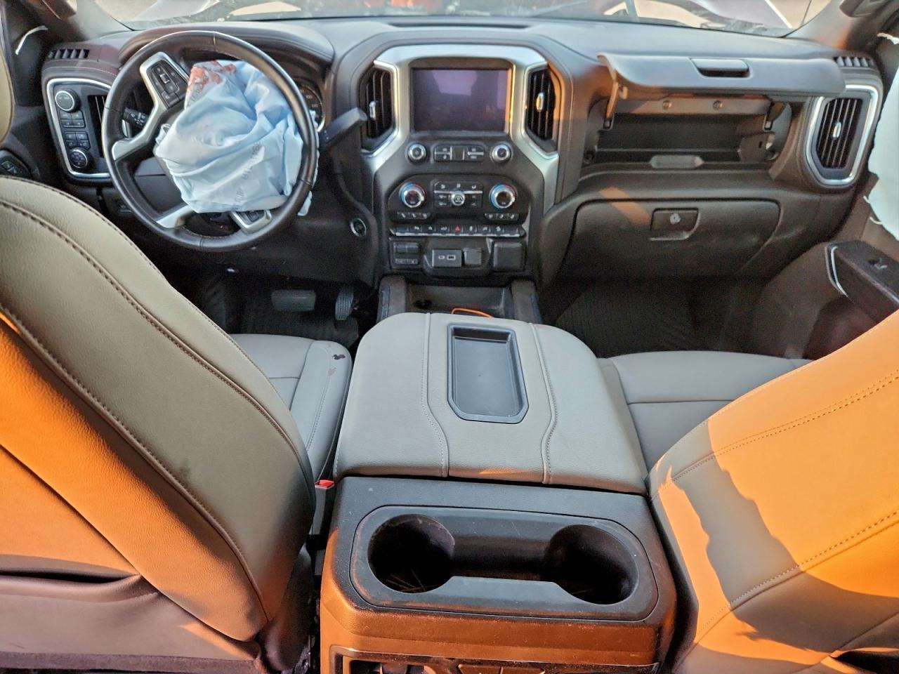 2021 CHEVROLET Silverado