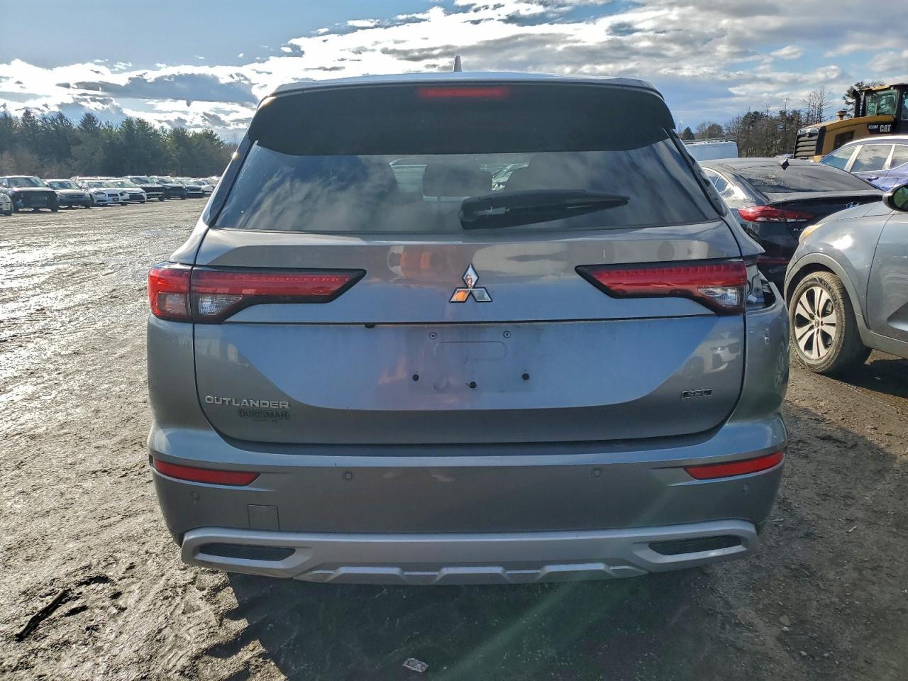 2022 MITSUBISHI outlander