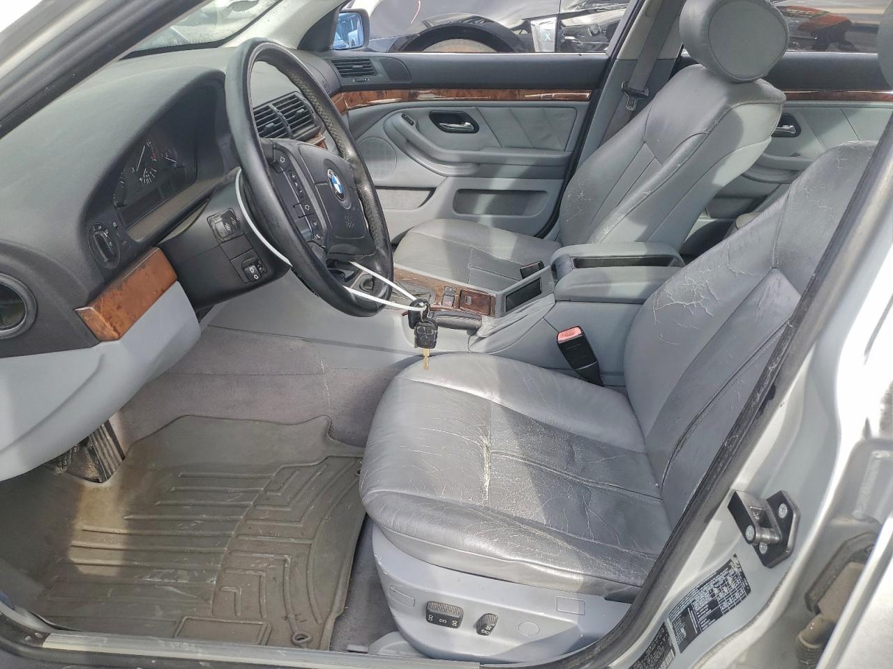 2000 BMW 5 series