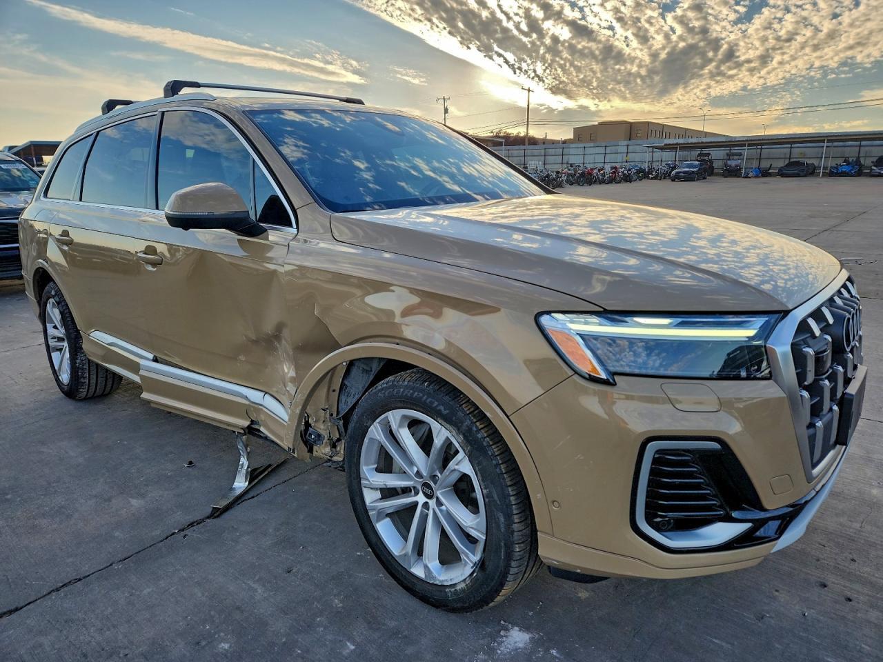 2025 AUDI Q7