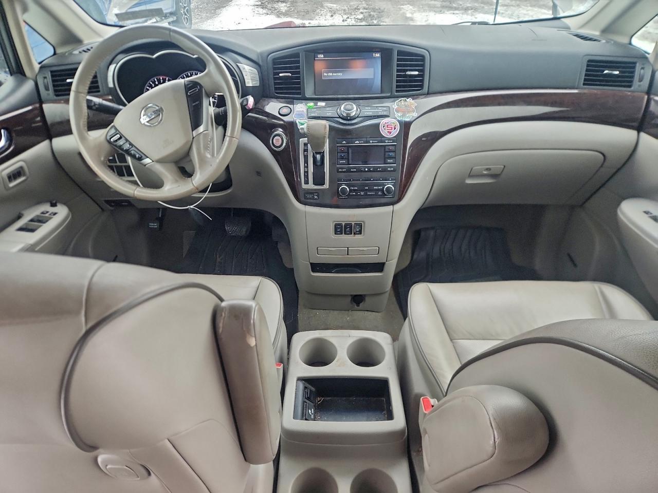 2011 NISSAN Quest