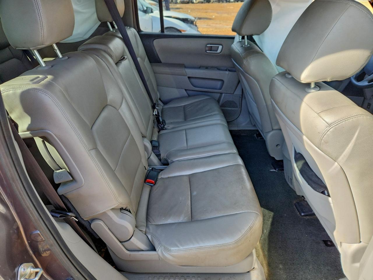 2015 HONDA PILOT