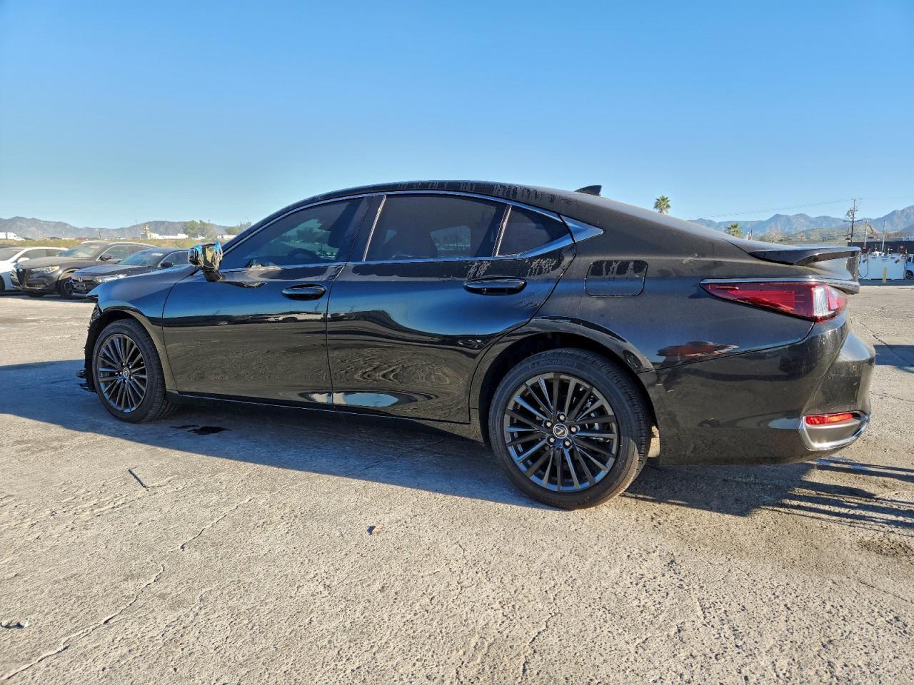 2025 LEXUS ES 300H