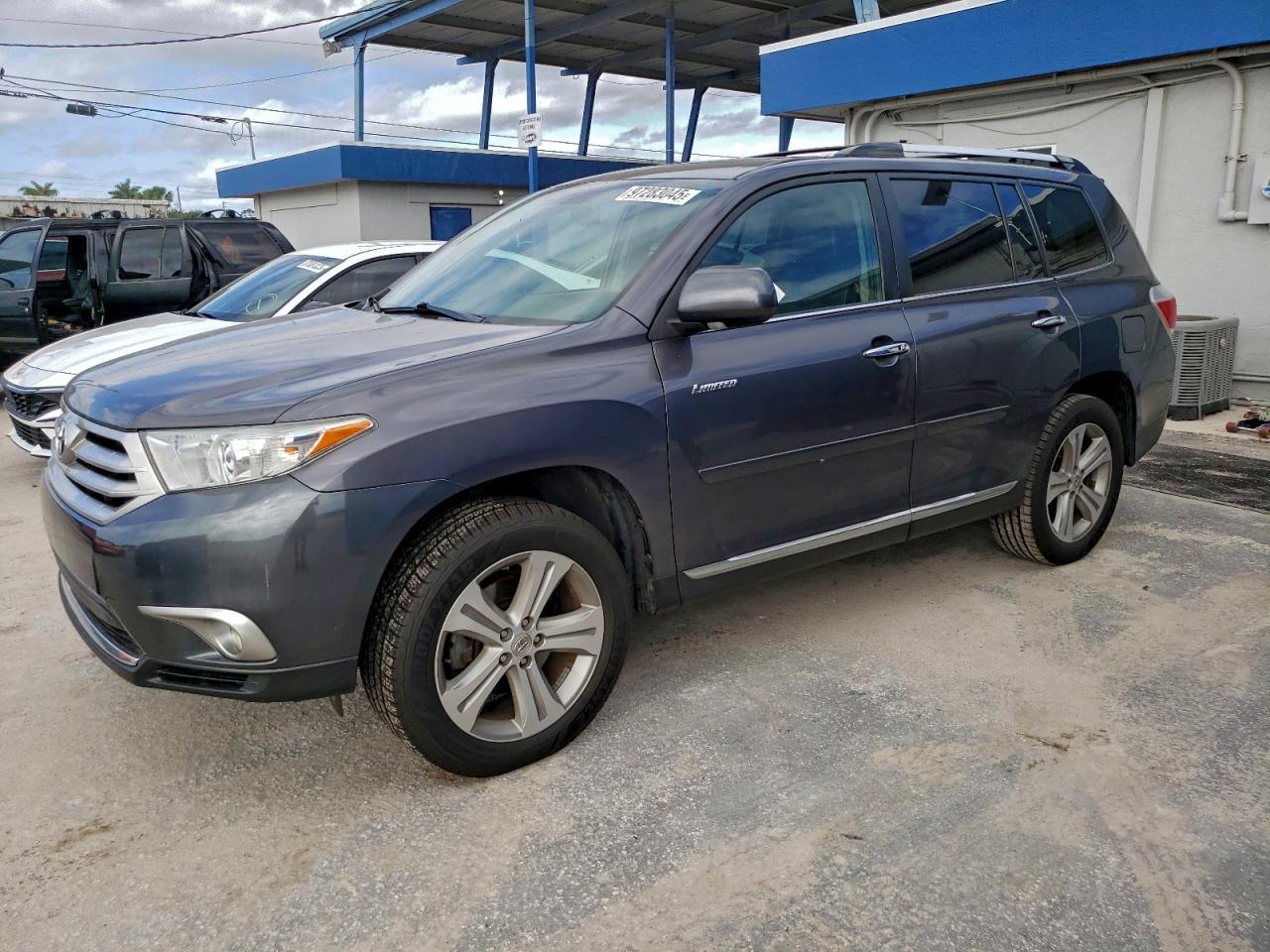 2012 TOYOTA HIGHLANDER