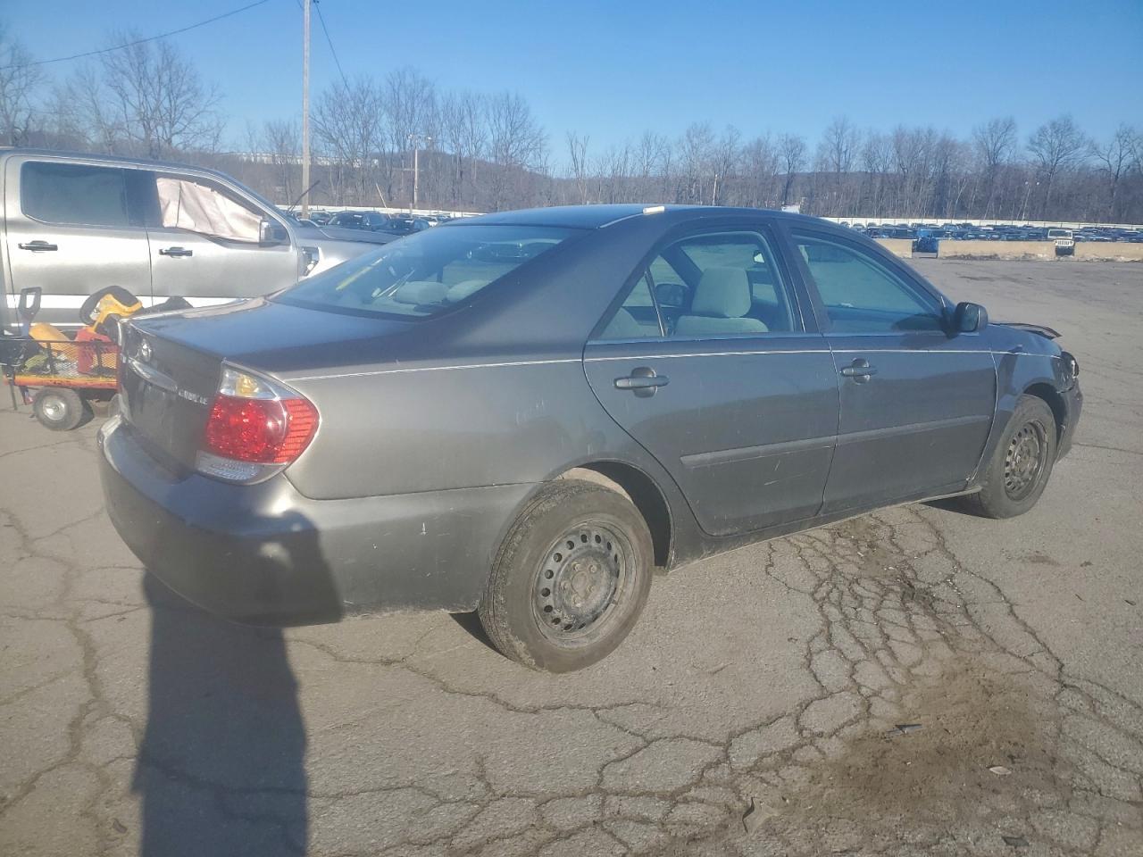 2005 TOYOTA CAMRY