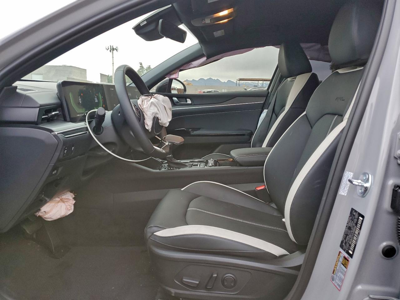 2026 KIA K5