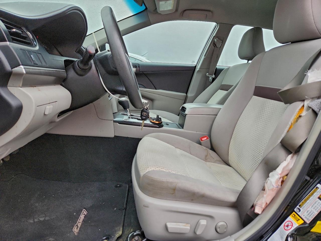 2014 TOYOTA CAMRY