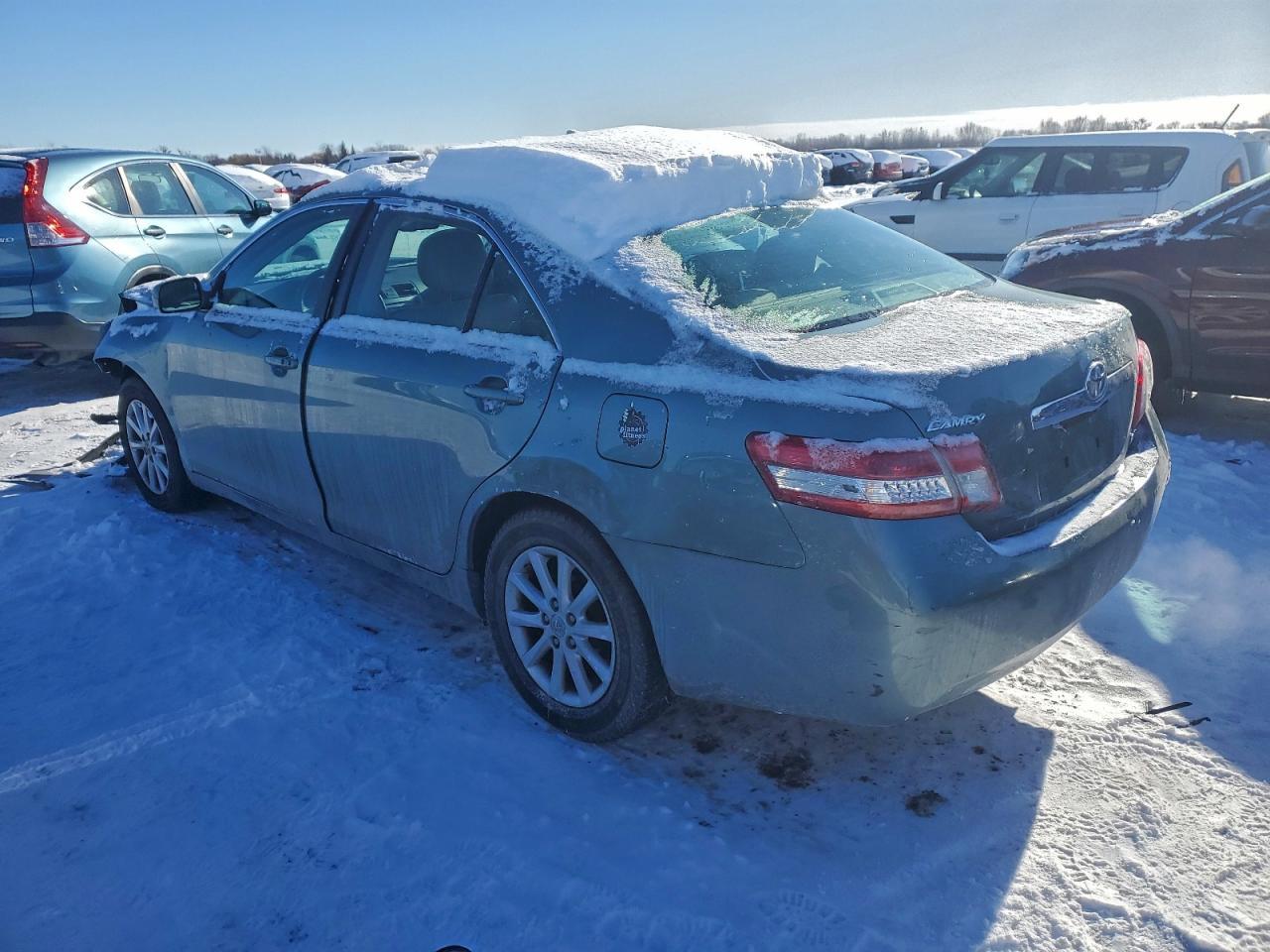 2011 TOYOTA CAMRY
