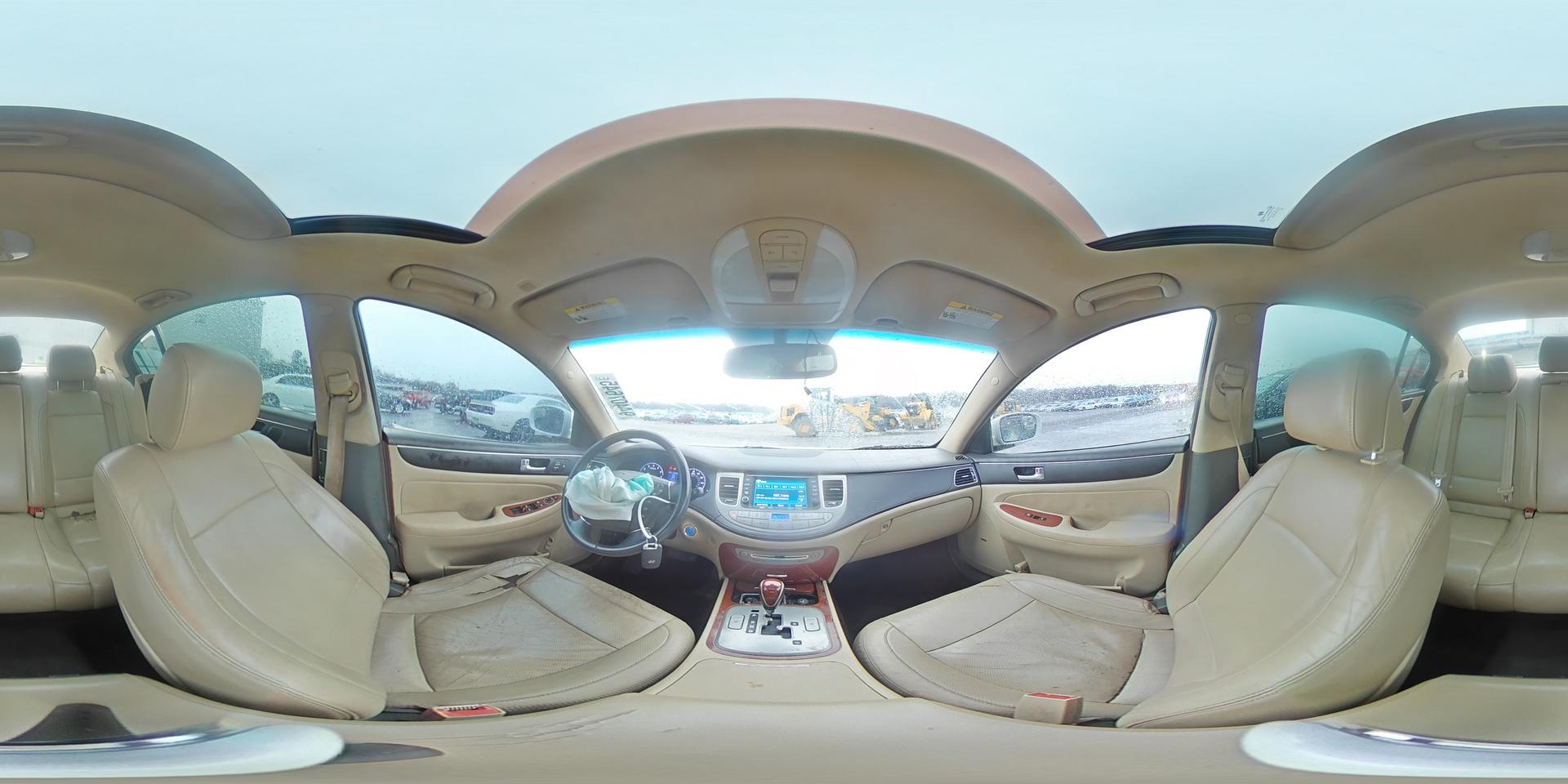 2013 HYUNDAI GENESIS