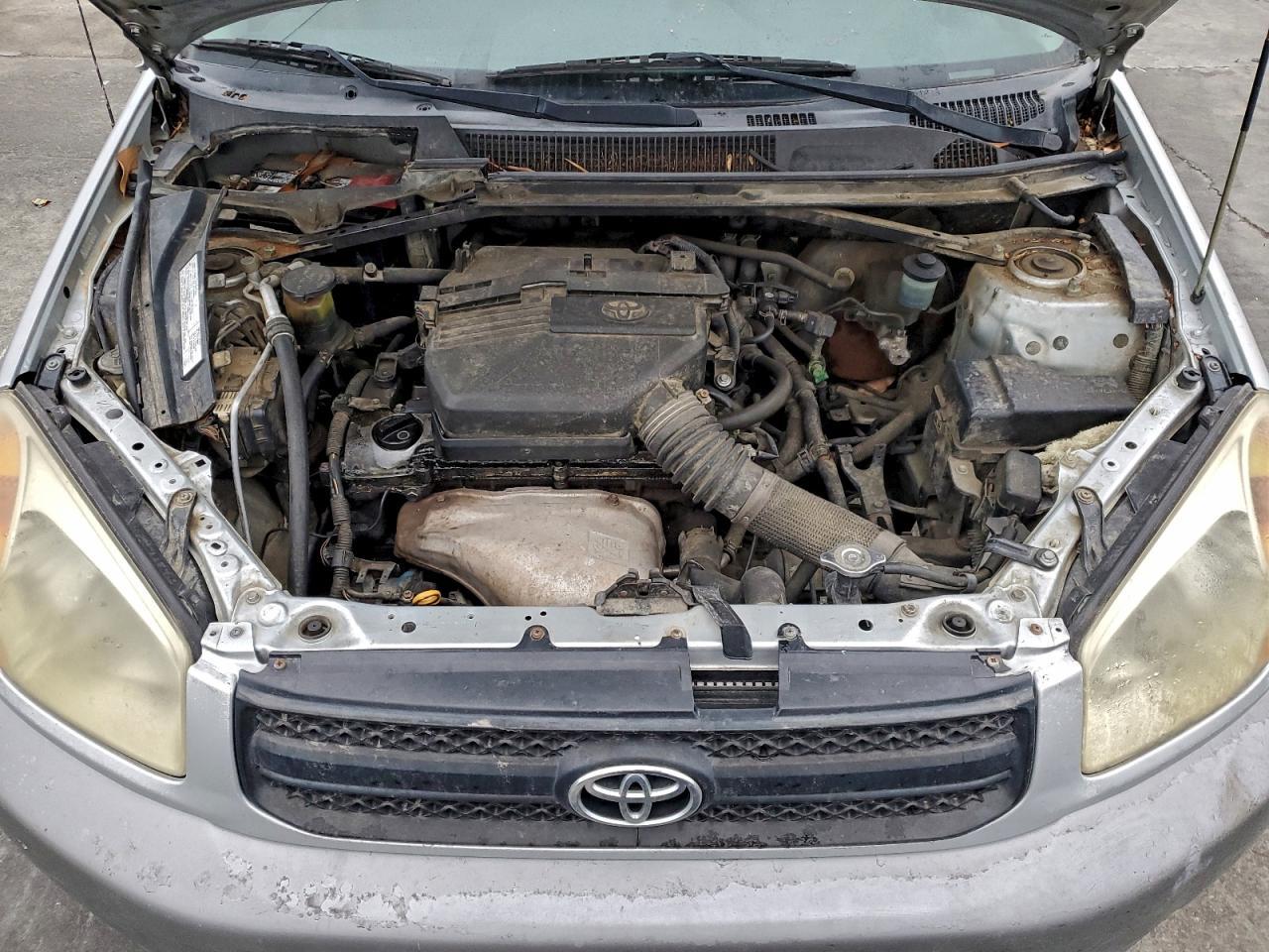 2004 TOYOTA RAV4