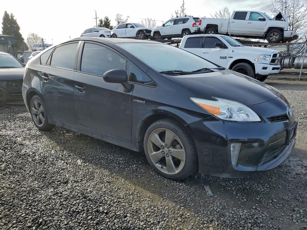 2013 TOYOTA PRIUS