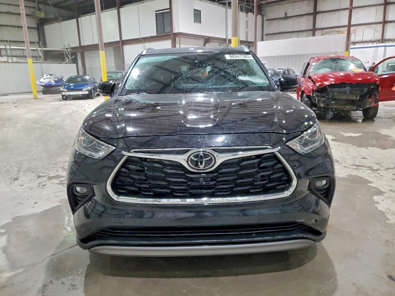 2024 TOYOTA HIGHLANDER