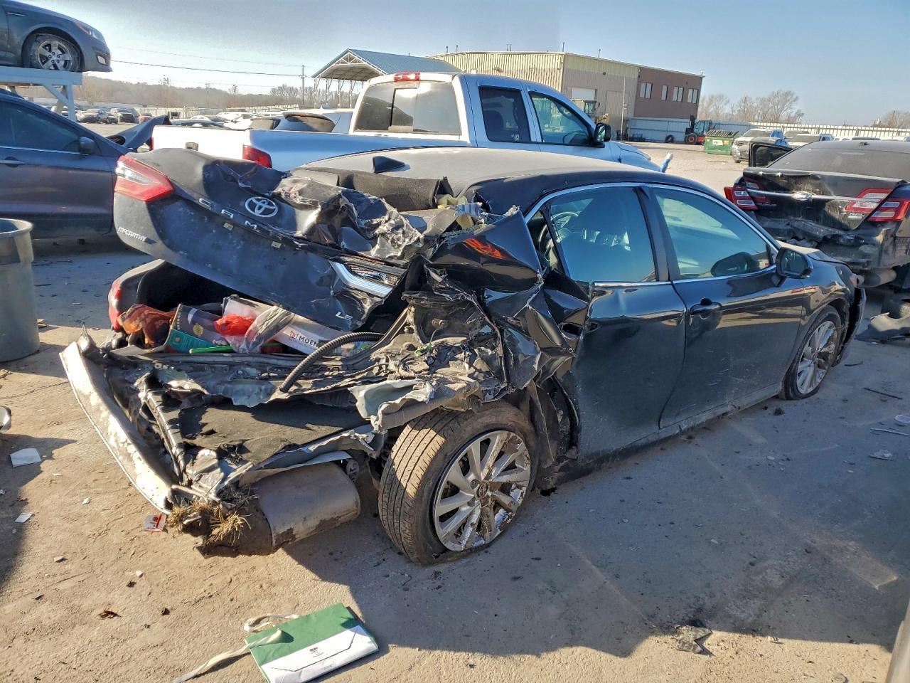 2024 TOYOTA CAMRY