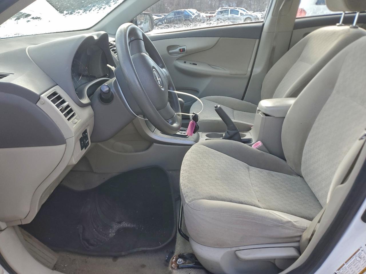 2009 TOYOTA COROLLA