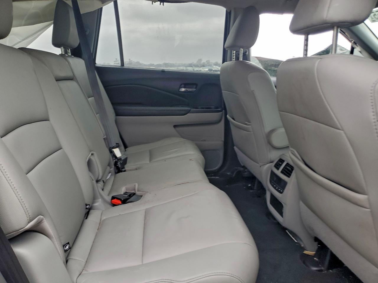 2019 HONDA PILOT