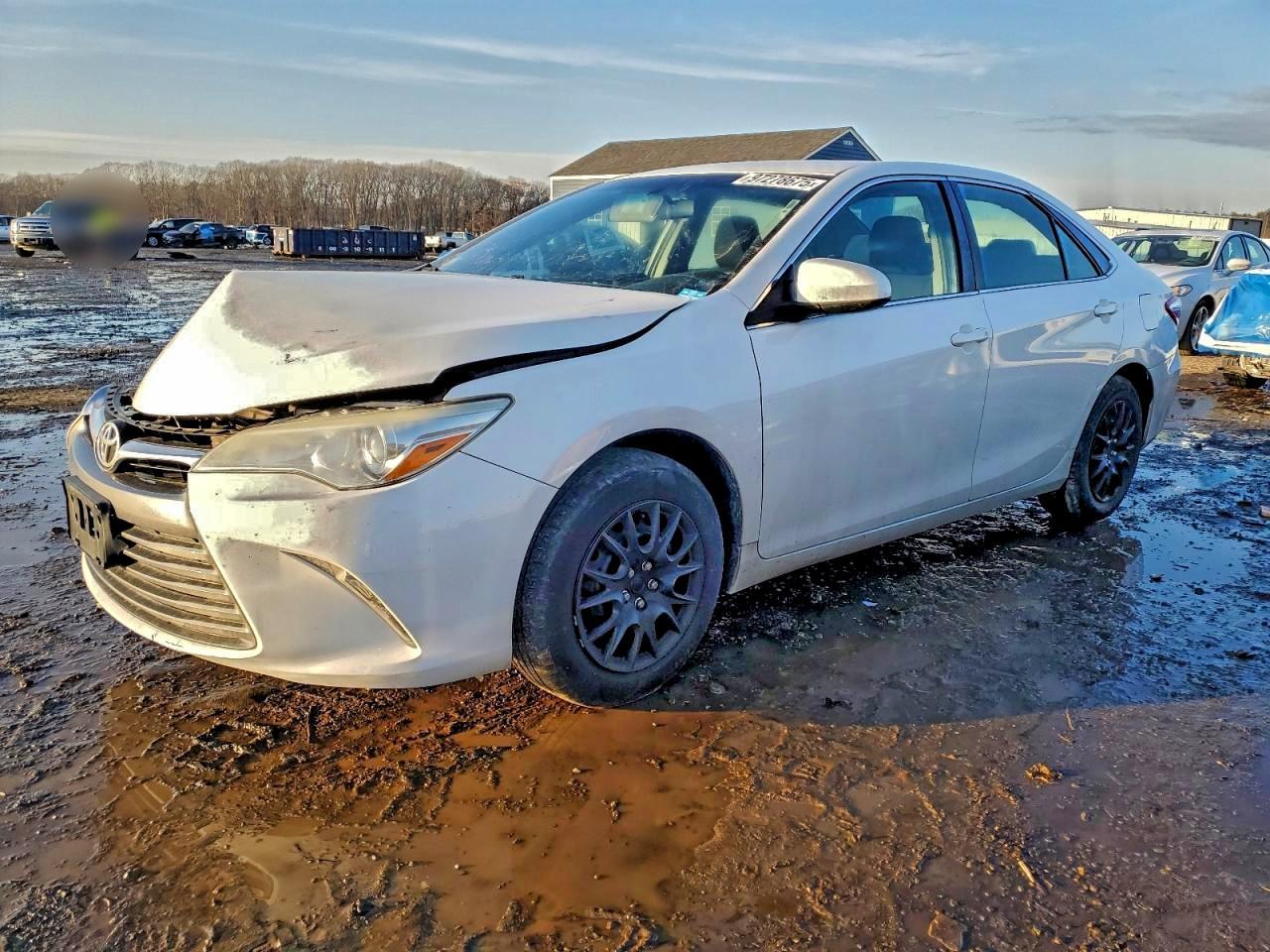 2015 TOYOTA CAMRY