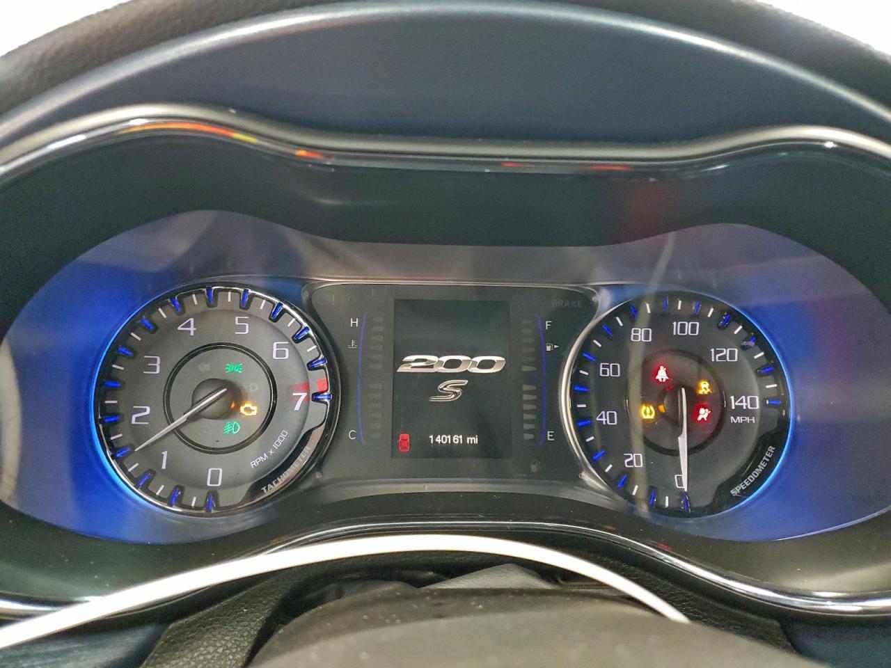 2015 CHRYSLER 200