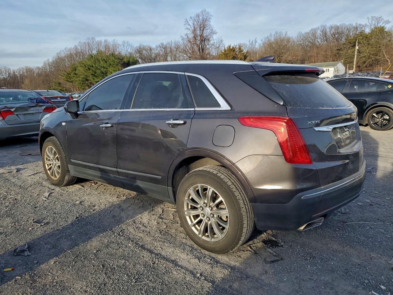 2017 CADILLAC XT5