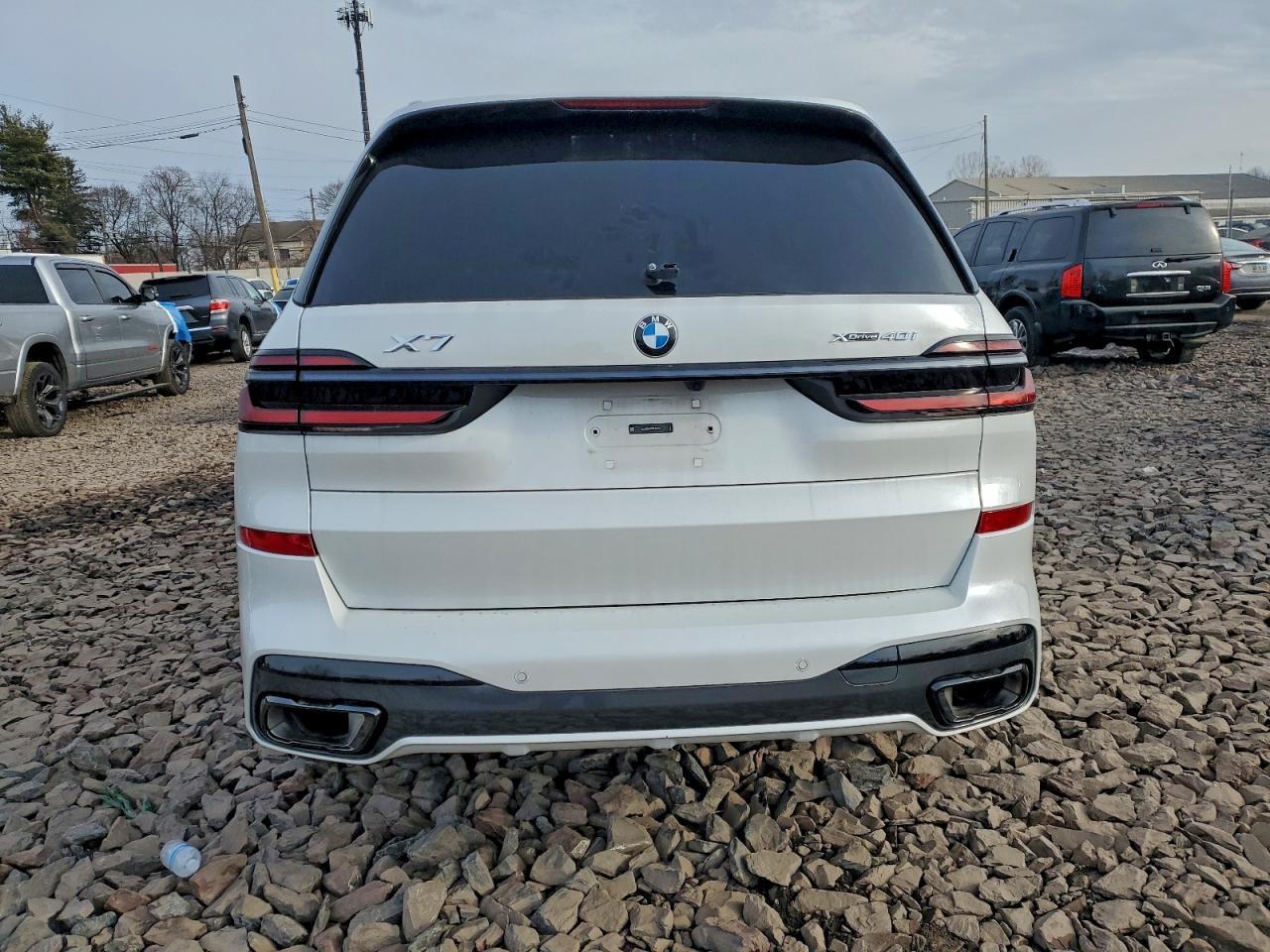 2024 BMW X7