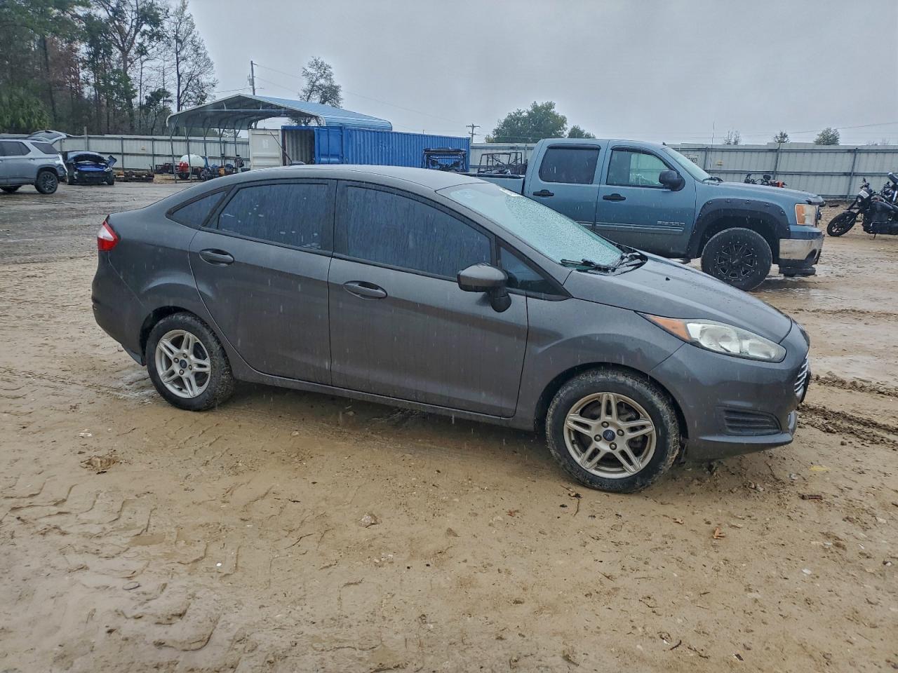 2017 FORD Fiesta
