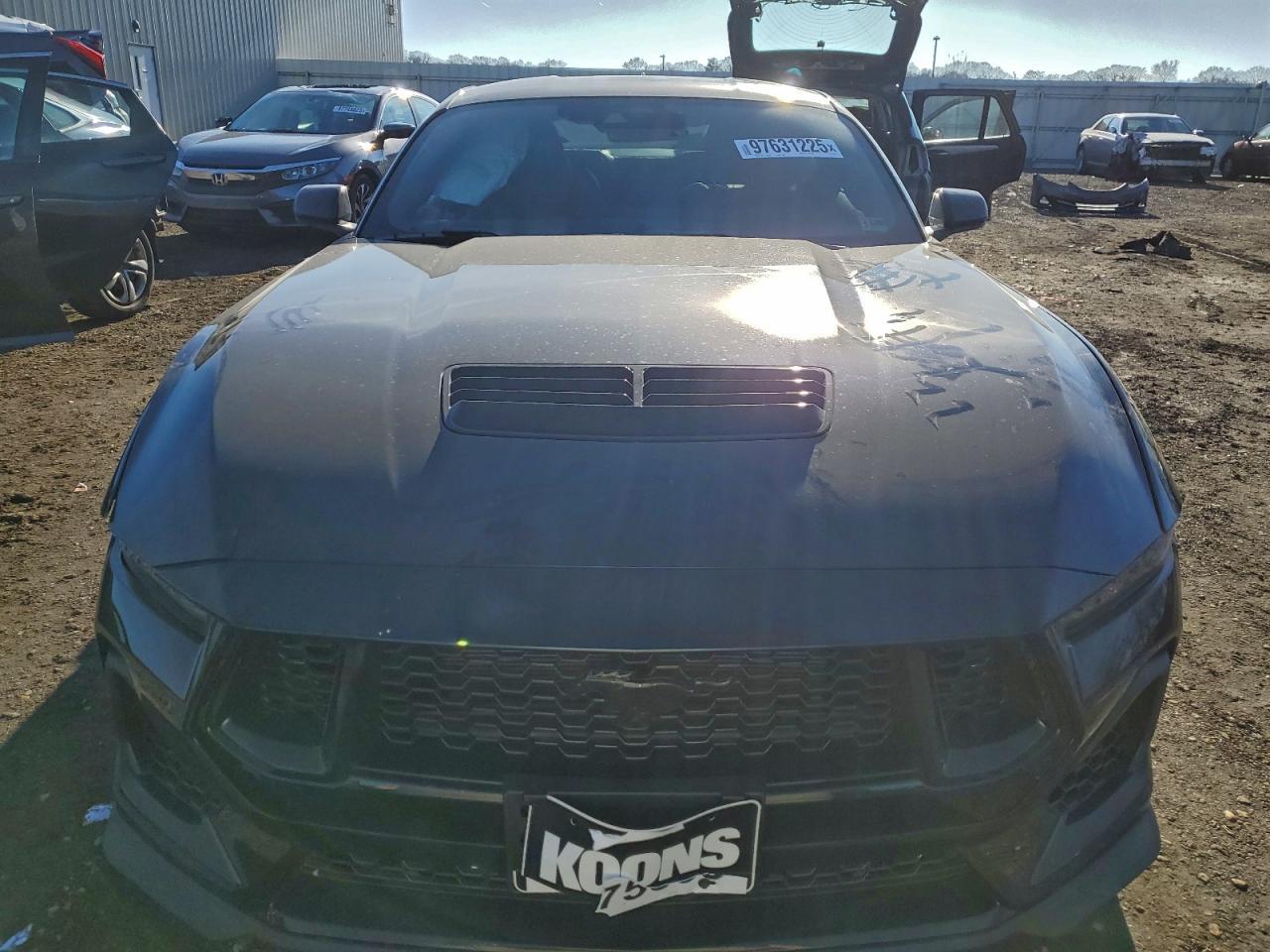 2025 FORD MUSTANG