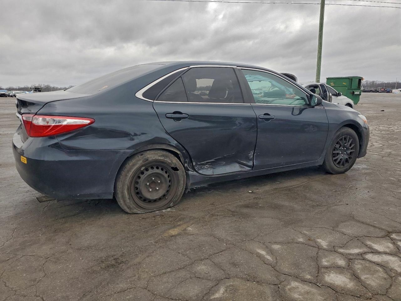 2015 TOYOTA CAMRY