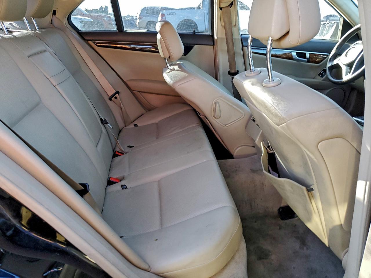 2012 MERCEDES-BENZ C-CLASS