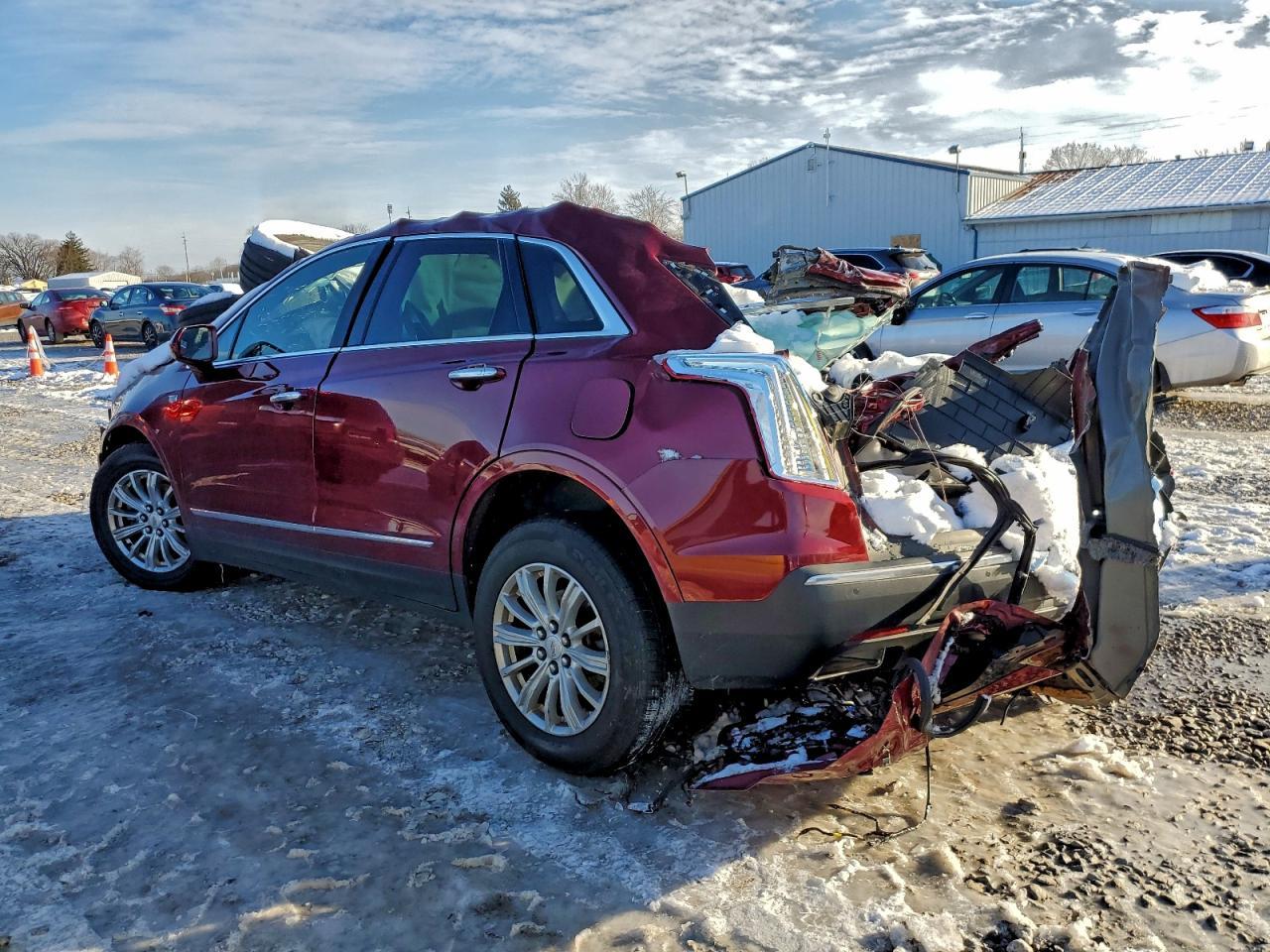 2017 CADILLAC XT5