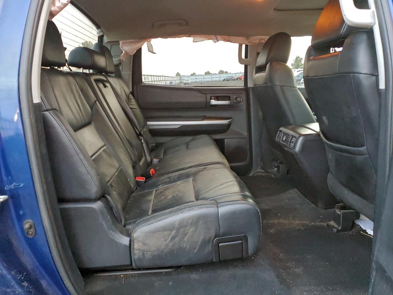 2015 TOYOTA TUNDRA