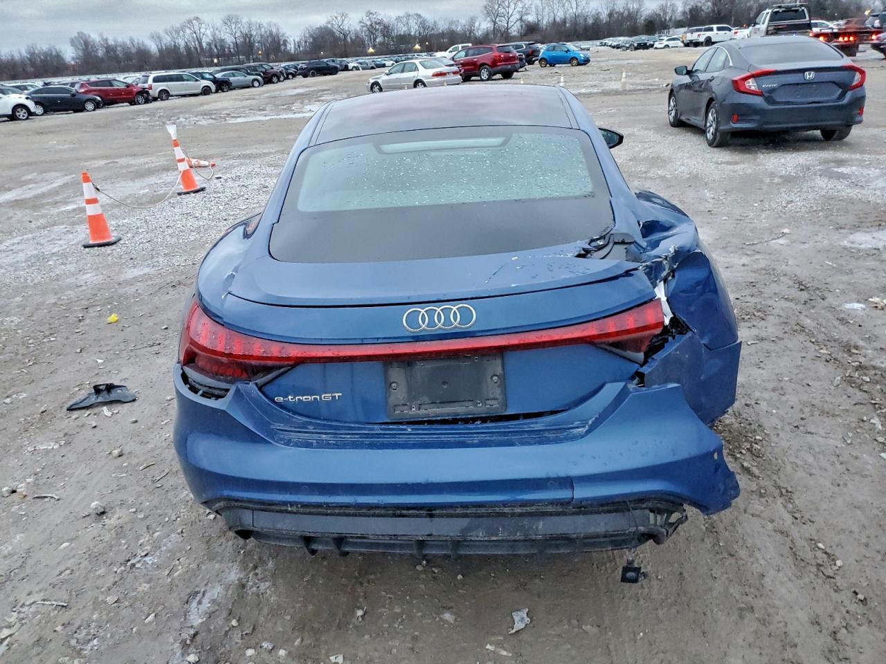 2022 AUDI e-tron GT