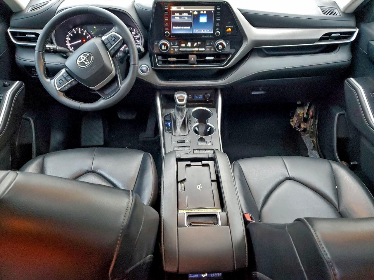 2022 TOYOTA HIGHLANDER