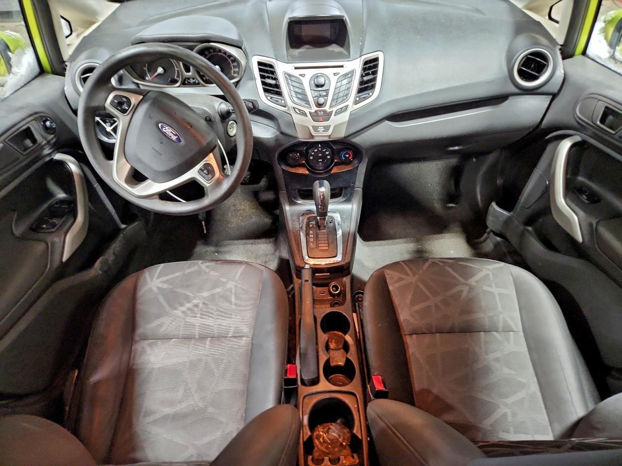 2011 FORD Fiesta