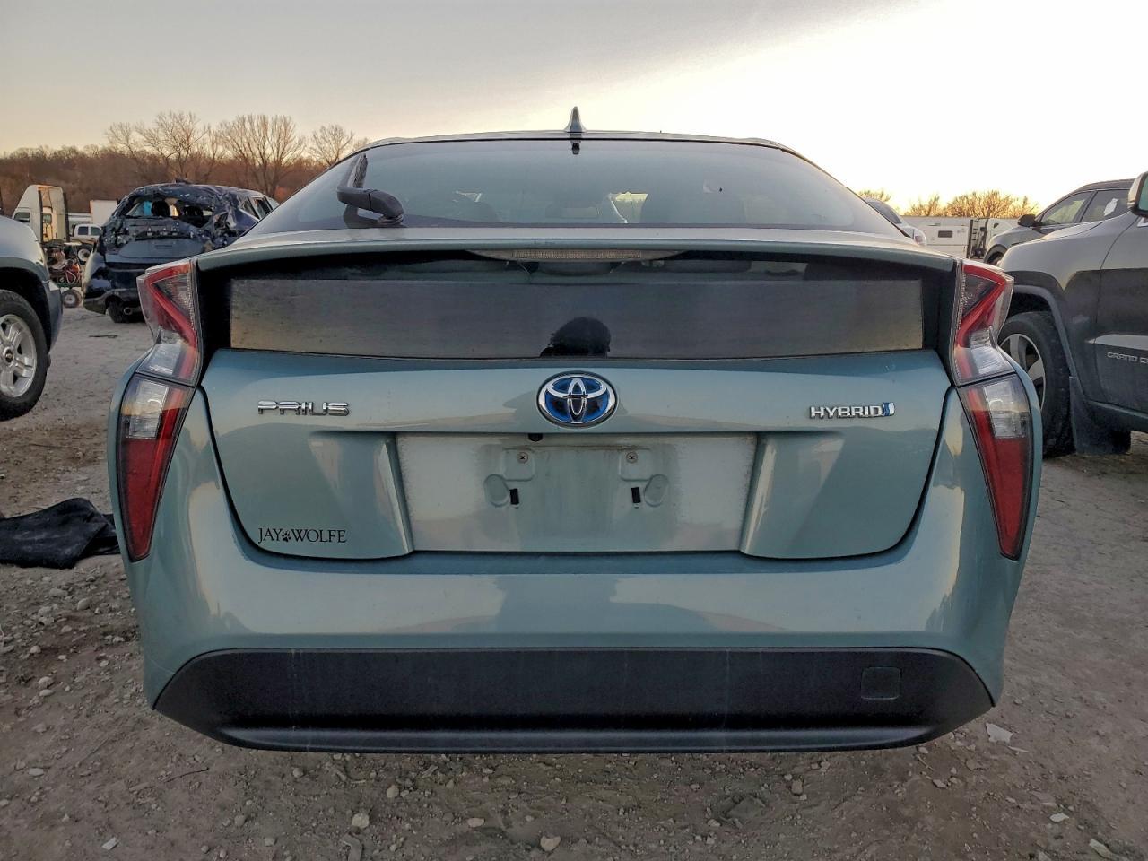 2017 TOYOTA PRIUS