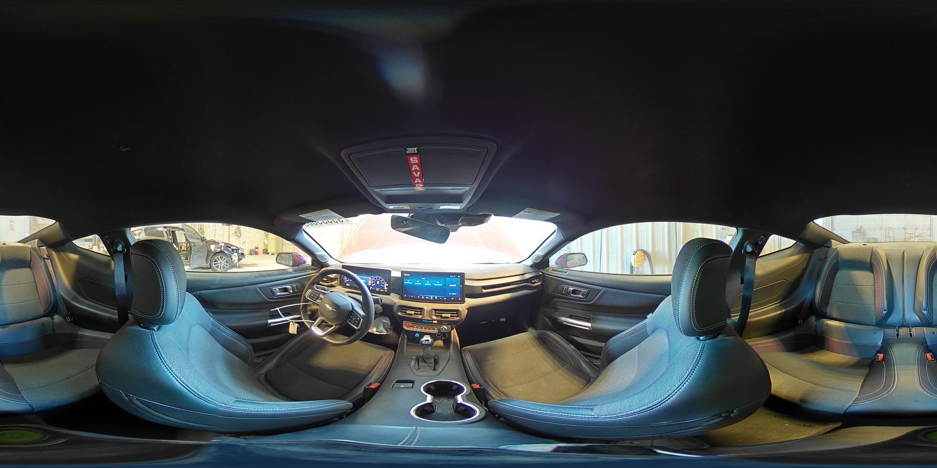 2025 FORD MUSTANG