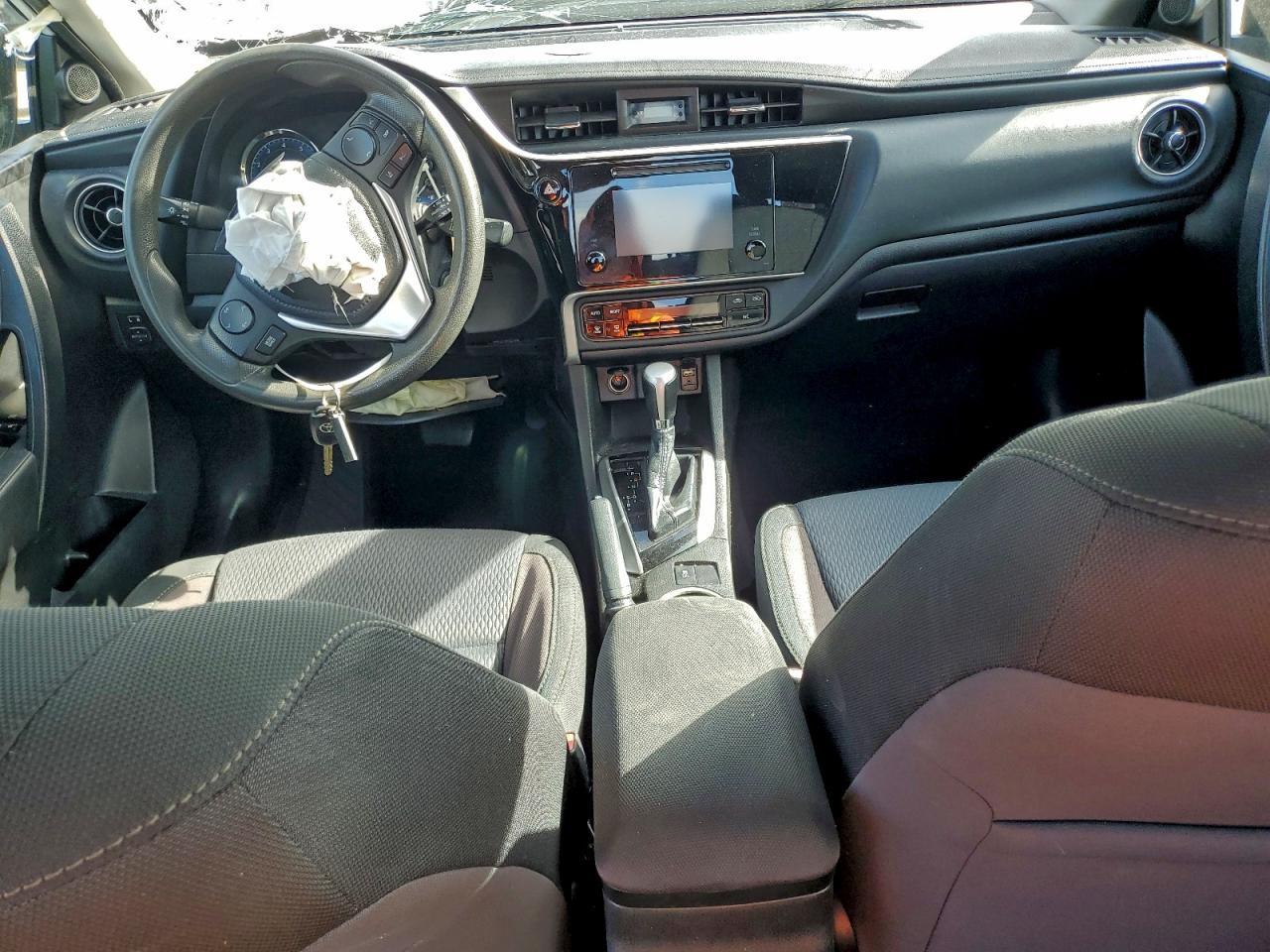 2019 TOYOTA COROLLA